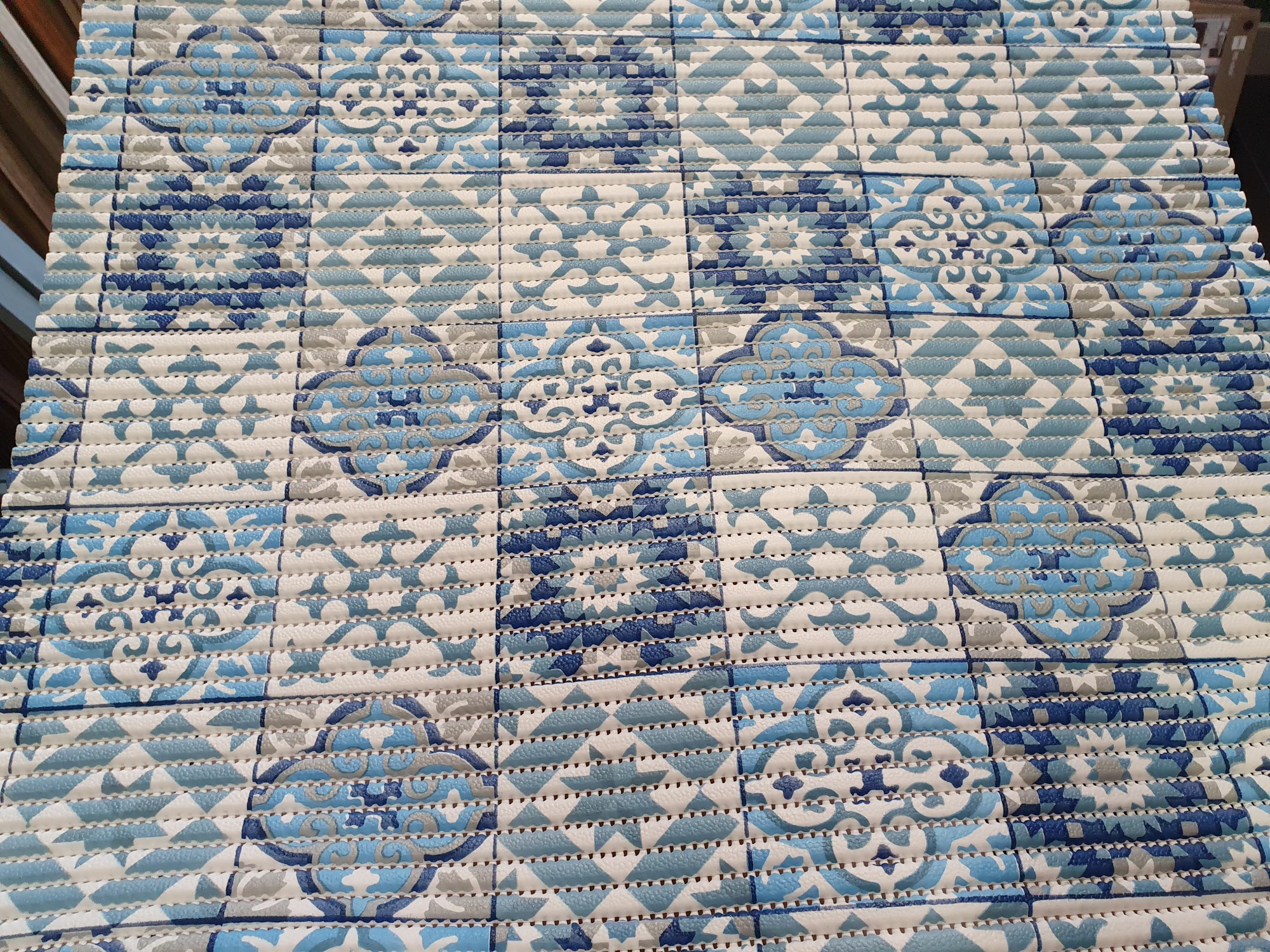 Podlahoviny / Kúpelňové koberce / Sympa Nova 70250 Antické štvorce modré